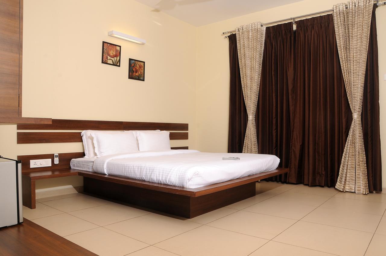 Hotel 3 Leaves Kolhapur Εξωτερικό φωτογραφία