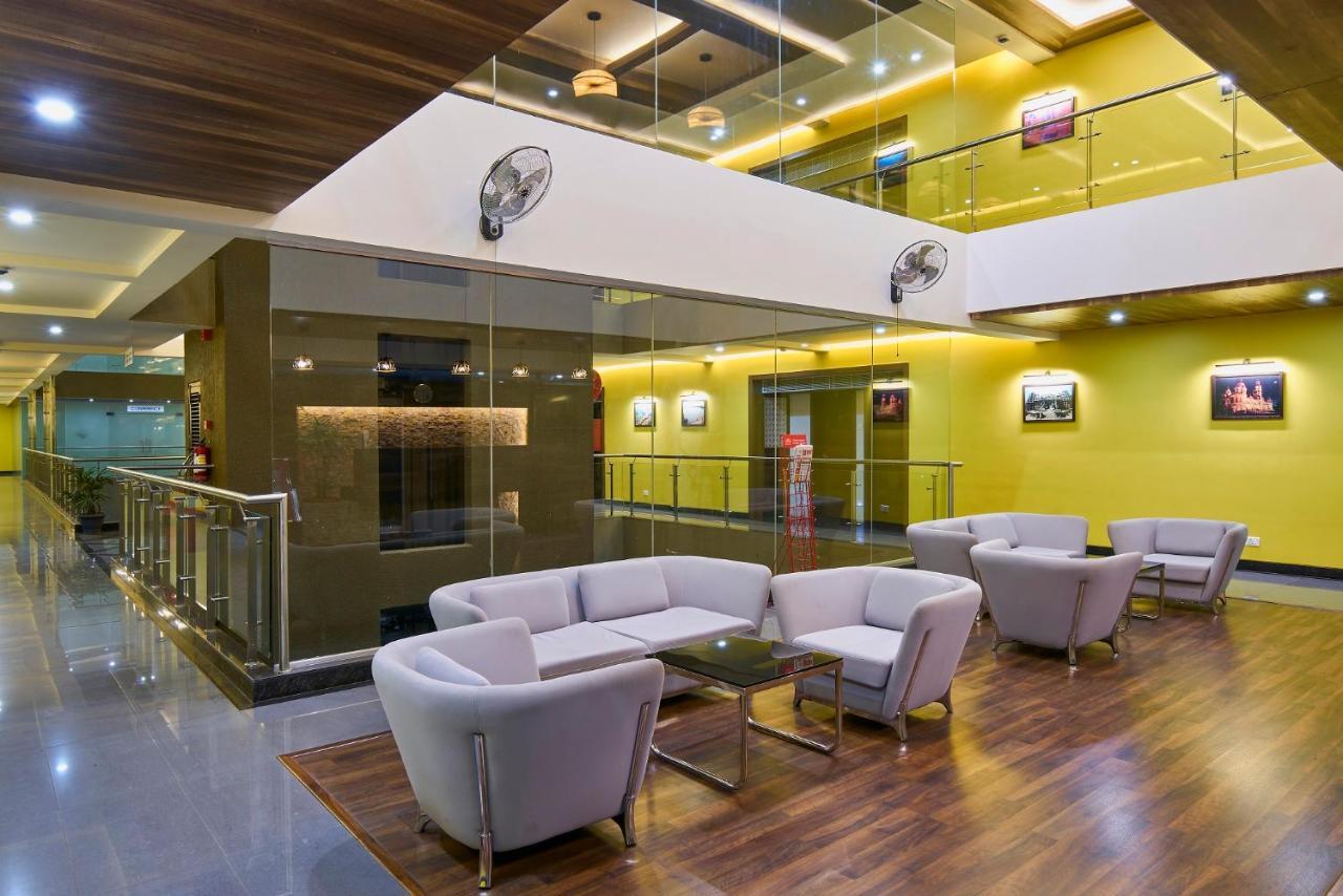 Hotel 3 Leaves Kolhapur Εξωτερικό φωτογραφία