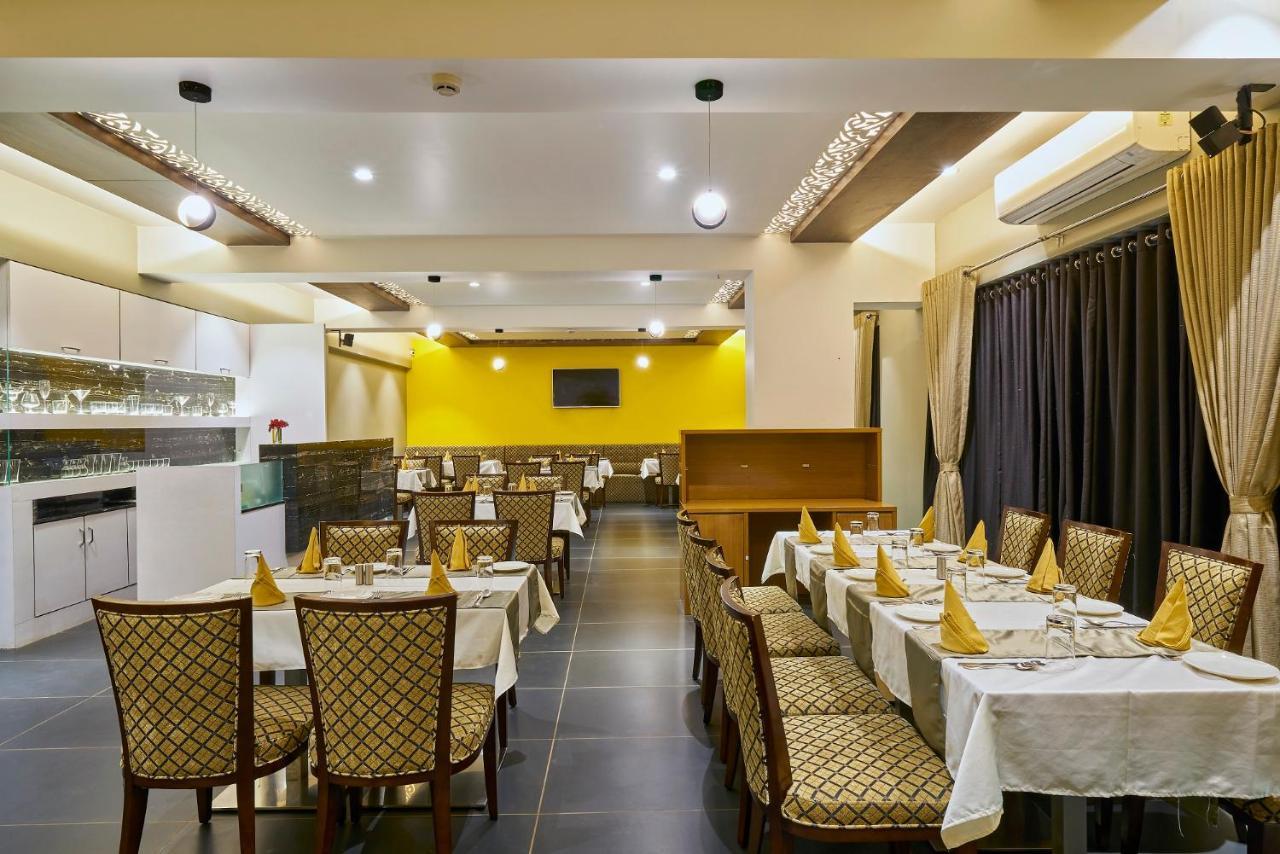 Hotel 3 Leaves Kolhapur Εξωτερικό φωτογραφία
